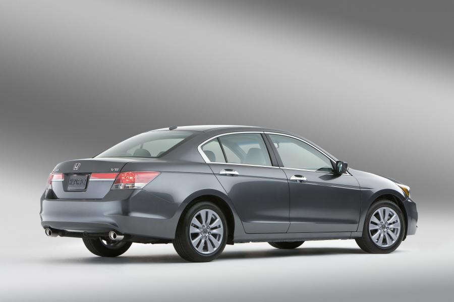  Honda Accord 2011 года  (US) (фото 9 из 13)